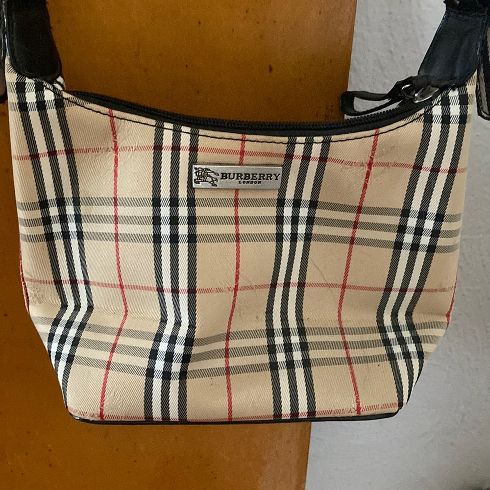 Burberry small purse